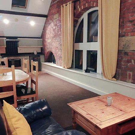 Appartamento Charming 2 Bed Mezzanine Ap Huddersfield Esterno foto